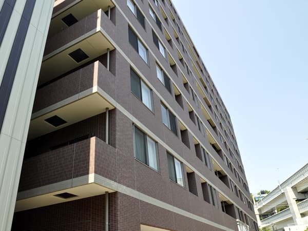 レグラス横浜西口 3