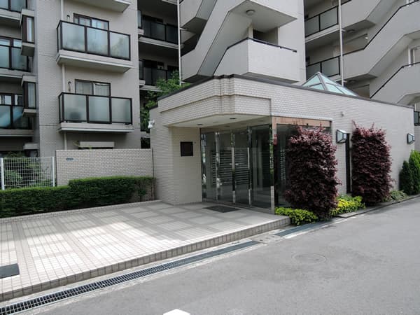 ファミール登戸 3