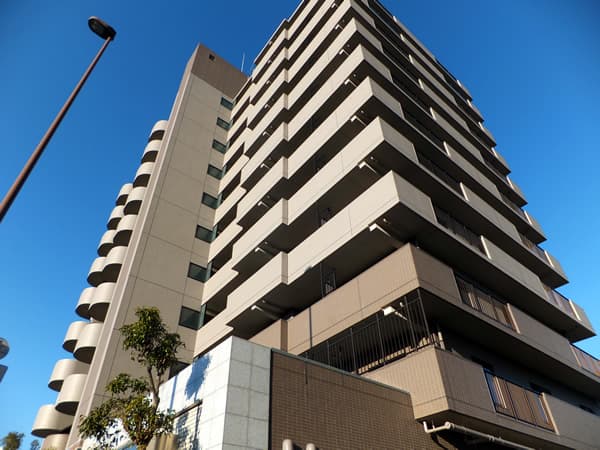 シャリエ本厚木 1