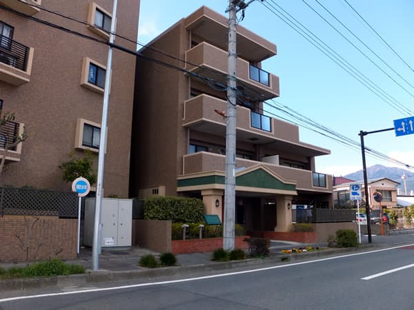 ザ・ヴィスタ秦野 1