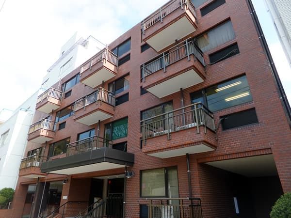 ローレル永田町 1