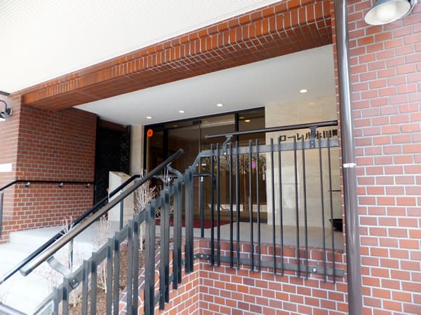 ローレル永田町 3