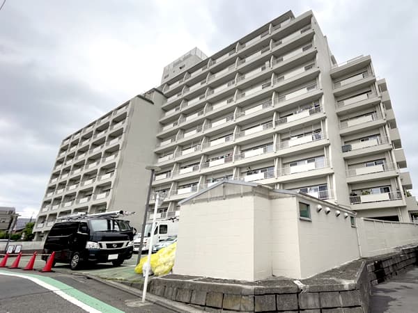 日商岩井方南町マンション 2