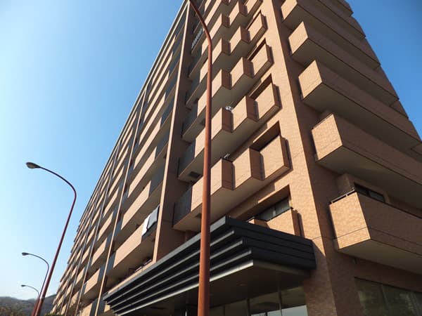 コスモステージ鶴巻温泉 1