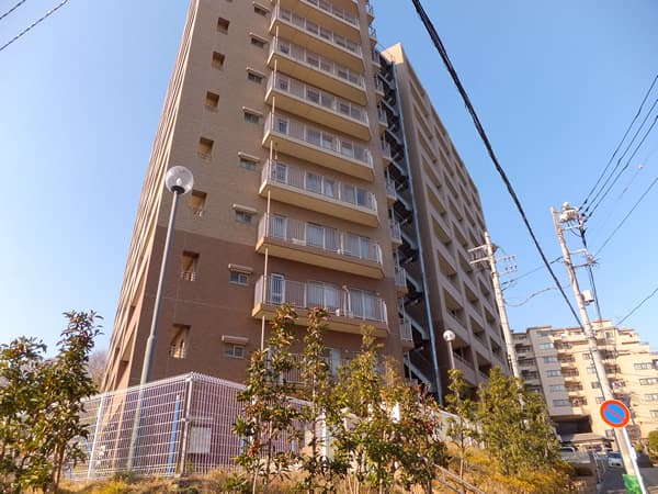 アールケープラザ鶴巻温泉 2