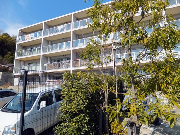 ハウス生田シナリーテラス 3