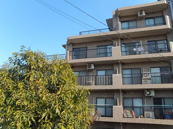 ライオンズガーデン鶴巻温泉 3