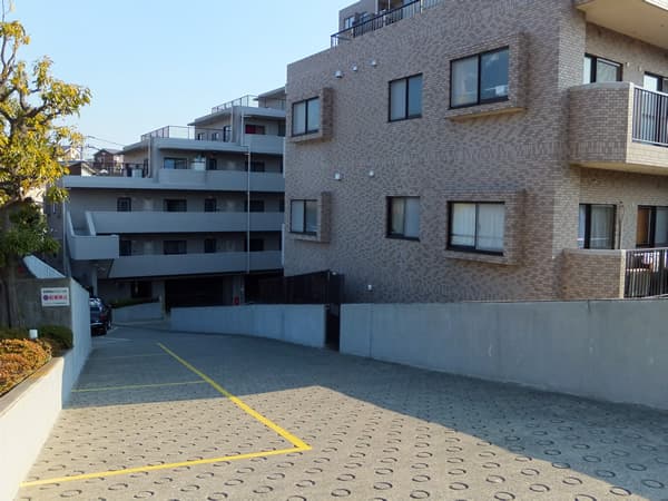 ライオンズガーデン鶴巻温泉 5