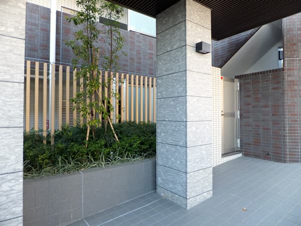 ベリスタあざみ野 8