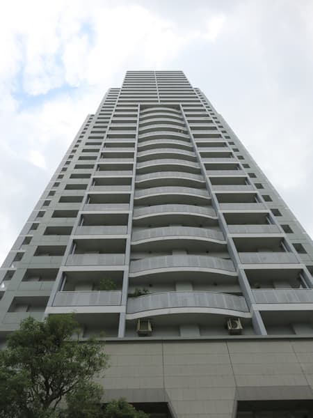 ヨコハマポートサイドロア1番館 9