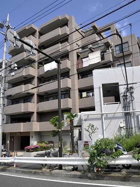 日神パレステージ大倉山 2