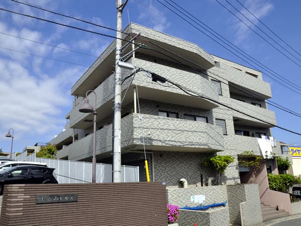 アドヴァンス三ッ池公園 1