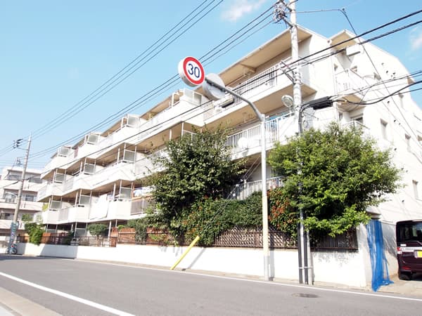 南大泉ヴィクトリアハイツ 1