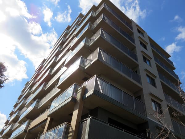 ララヒルズ4番街 15