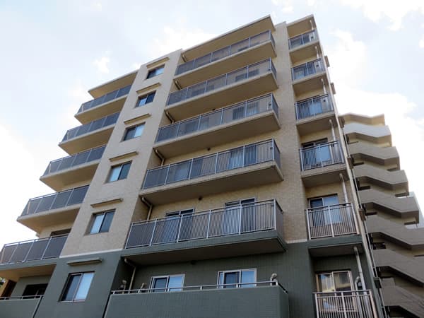 ララヒルズ4番街 17