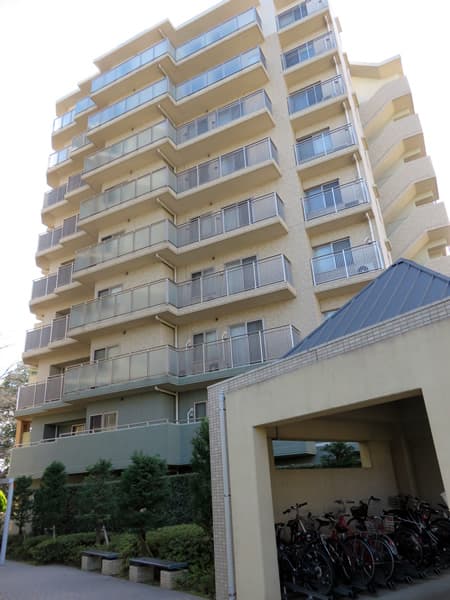 ララヒルズ1番街 16