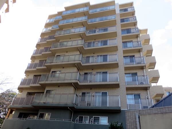 ララヒルズ1番街 17