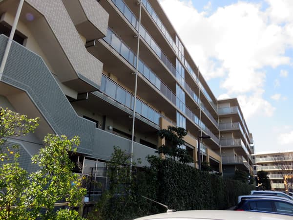 ララヒルズ6番街 21