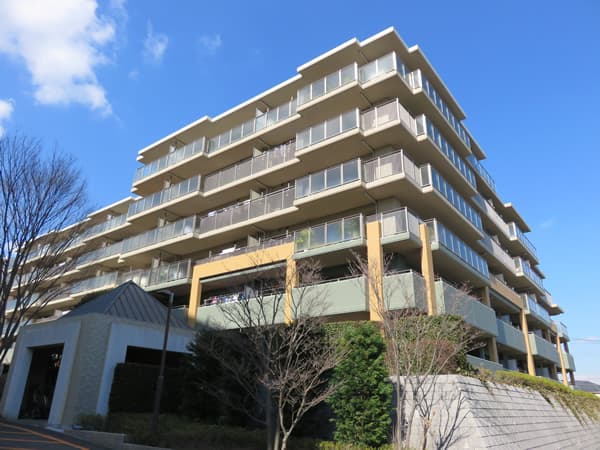 ララヒルズ7番街 19