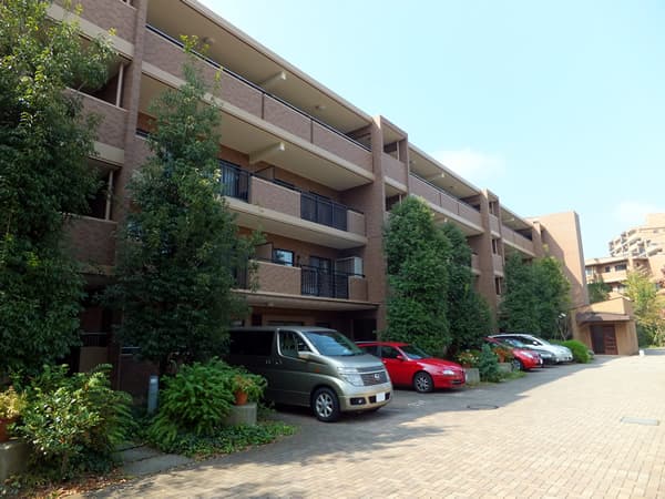 港北ニュータウンイオ4番館 6