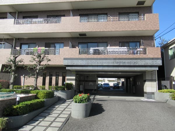 日神パレステージ鶴間南 3