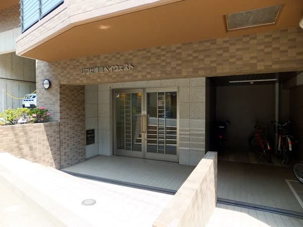 リブゼ横浜ベイウエスト 6