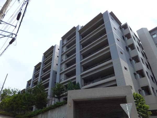 ドレッセあざみ野コリーナコート 2