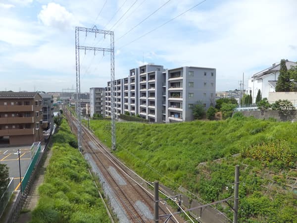 ドレッセあざみ野コリーナコート 6