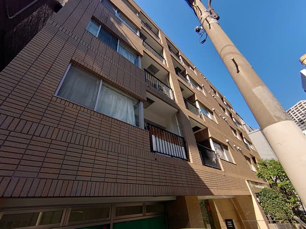 デュオスカーラ西新宿 1