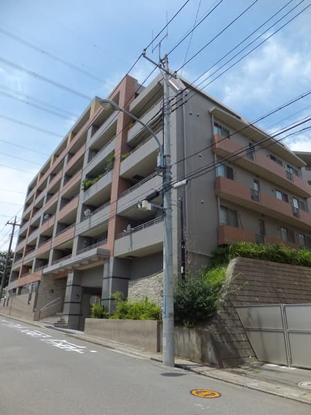 パストラルフォート江田 4