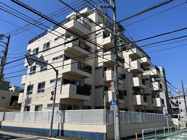 マンション市ヶ谷 1