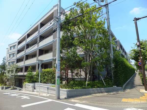 ザ・パークハウス宮前平エルドサウステラス 3