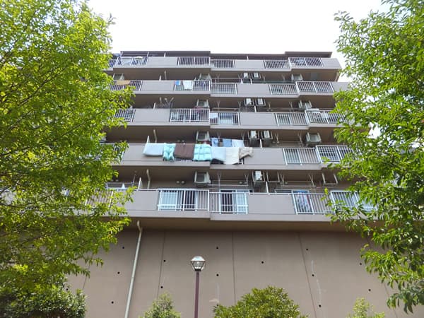 ファミネスつきみ野 1