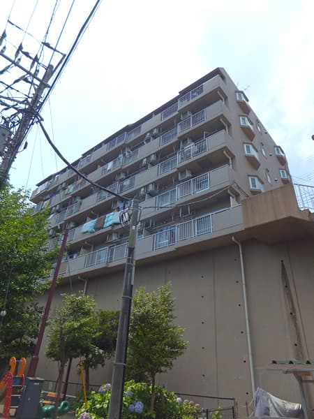 ファミネスつきみ野 3