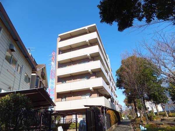 ラヴィドール港北新羽 1