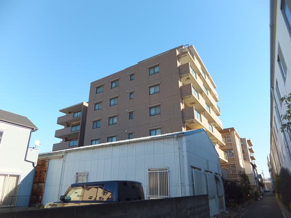 シャロール港北 2