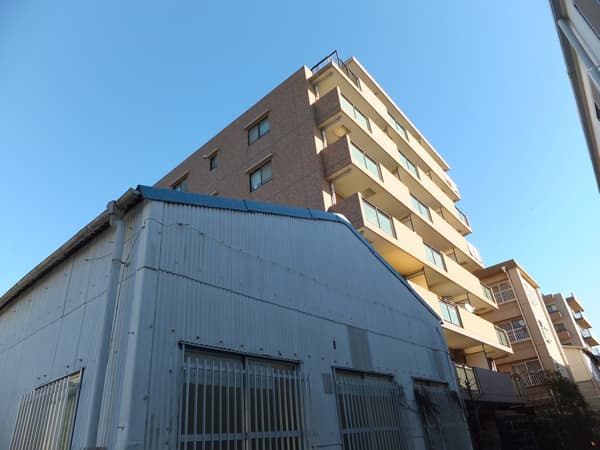 シャロール港北 3