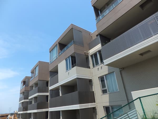 グランブルー鷺沼 1