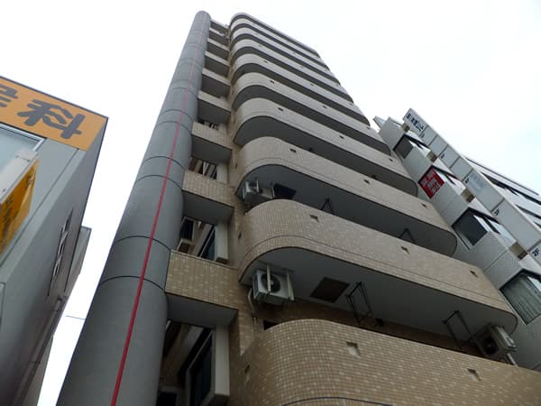 フローレンスパレス保土ヶ谷駅前 1