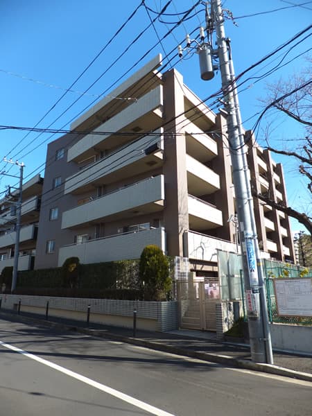 日吉本町ガーデンハウスプレミアムコート 4