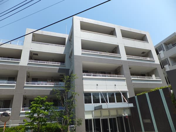 ブランズたまプラーザ美しの森グラシス 1