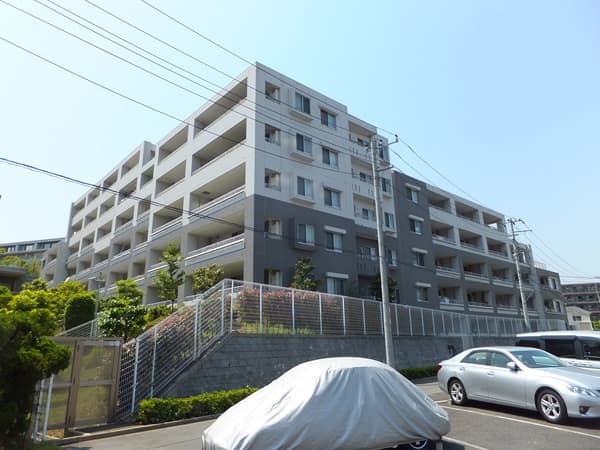 ブランズたまプラーザ美しの森グラシス 2