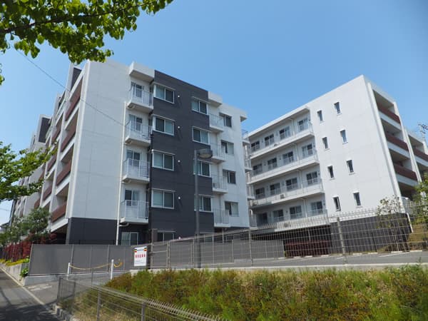 ブランズたまプラーザ美しの森カレンス 3