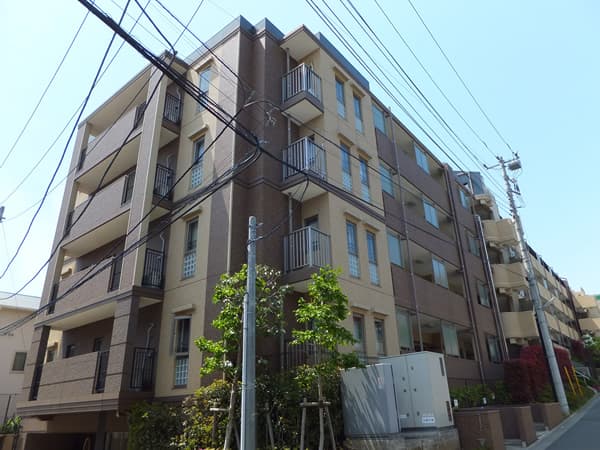 ランドシティたまプラーザブリティッシュコート 1