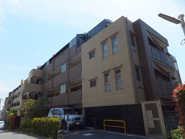 ランドシティたまプラーザブリティッシュコート 3