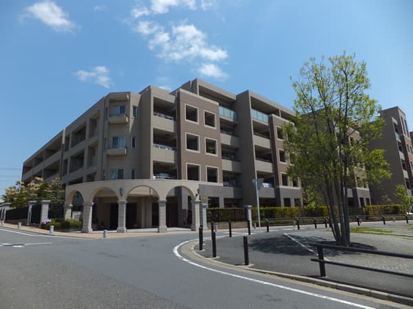 ドレッセ美しの森セントヴェールウエストヒル 2