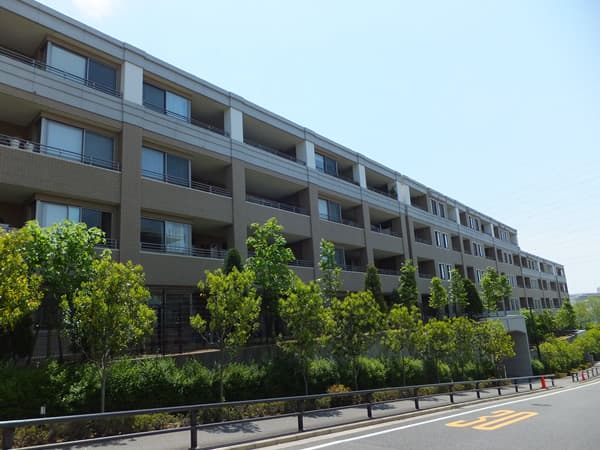 ドレッセ美しの森フロラージュウエストヒル 5