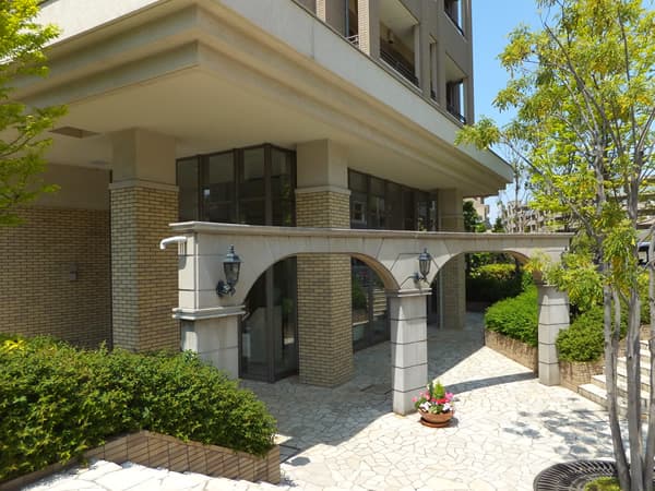 ドレッセ美しの森フロラージュイーストヒル 6