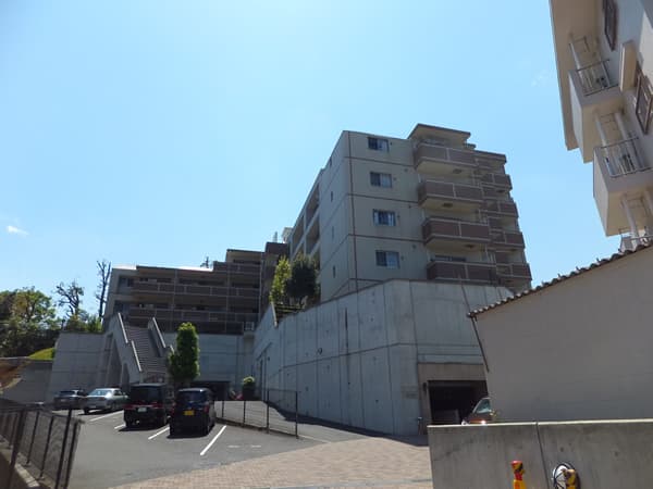 エストグランディール横浜鶴見 2