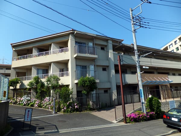 クレッセントユーパリノスの丘ブルームヒルズ棟 2